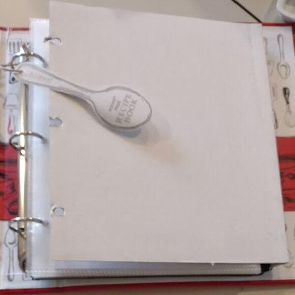 C. R.GIBSON KITCHEN KEEPER BINDER BONDED RED LEATHER RECIPE BOOK 9 X 9.5  NWOT - Picture 8 of 13